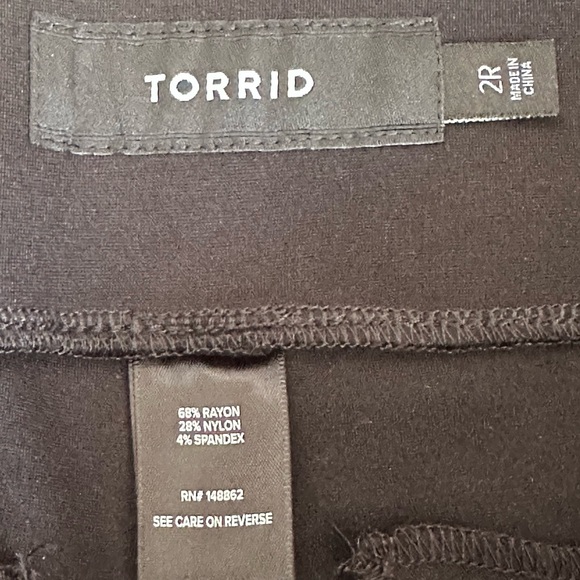 Torrid Black Pull-on Flare Women's Pants Sz 2-16/18 - Picture 4 of 7